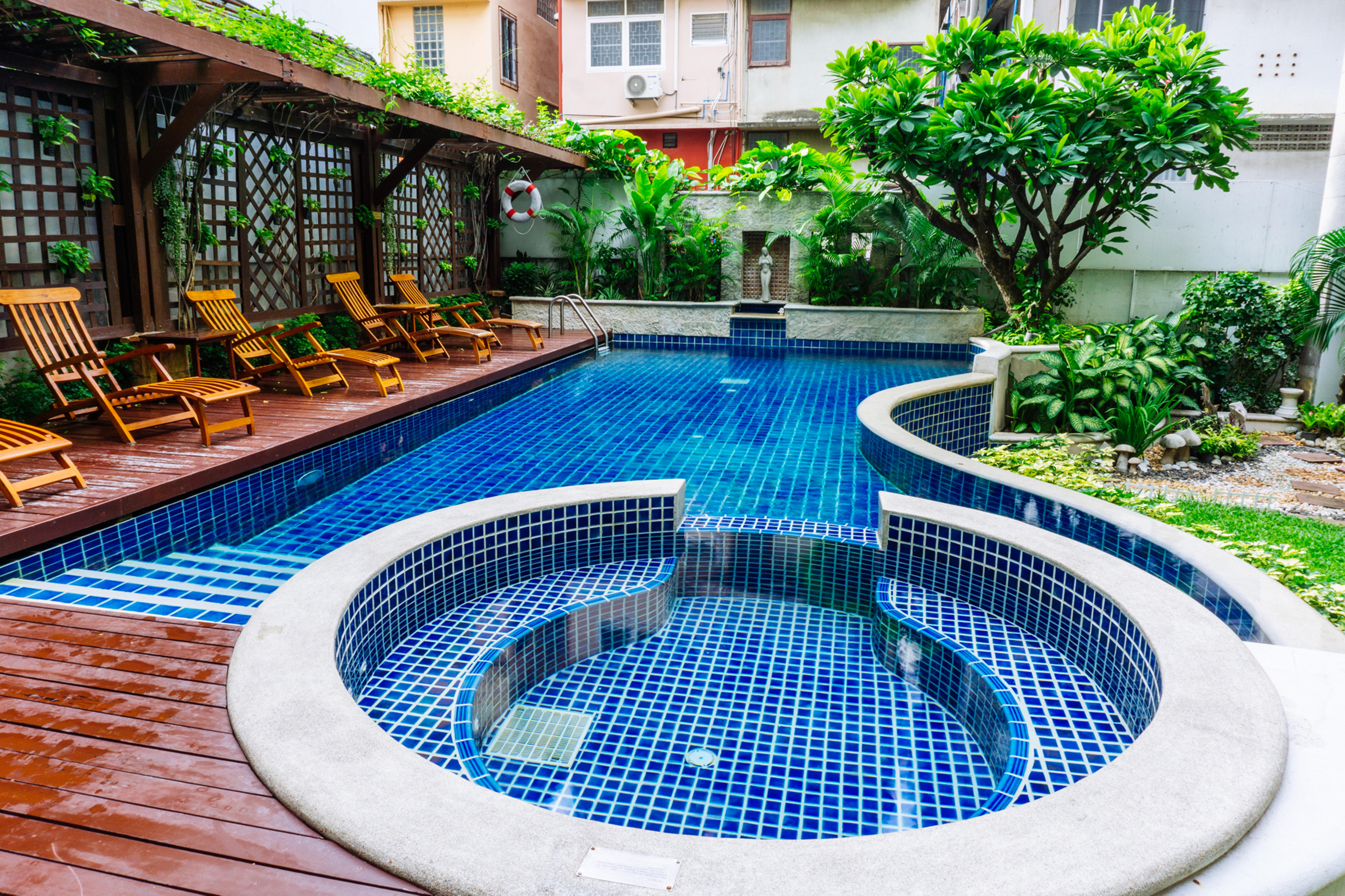 Silom Serene A Boutique Hotel Bangkok Exterior foto